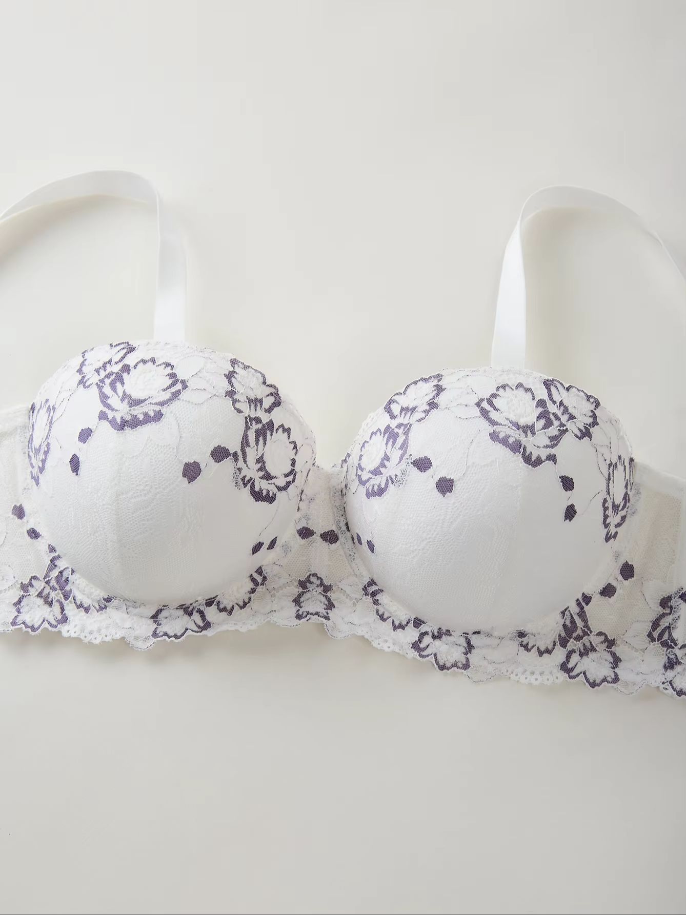 Plus Size Lace & Embroidery Wo - Plunge Bra Push Up のレビューと価格
