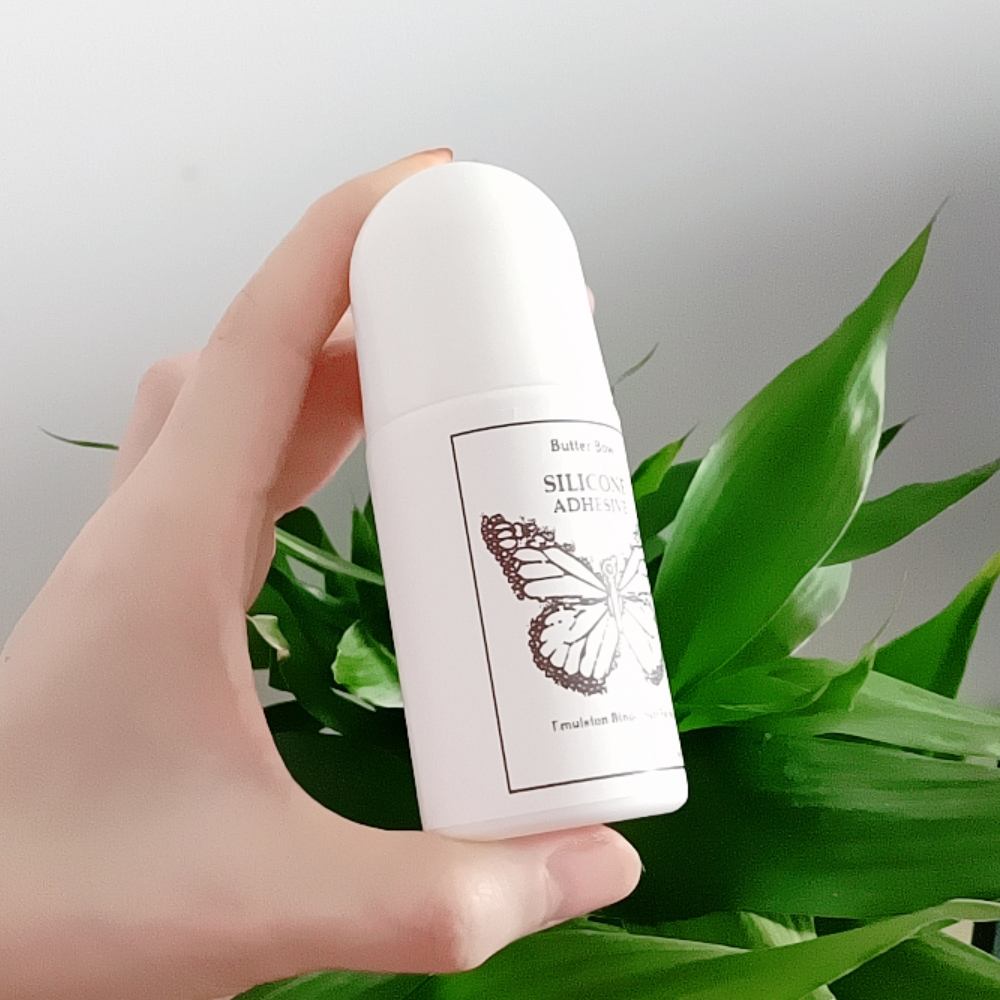 CD Silicone Adhesive Roll-On E - Strapless Bra Adhesive のレビューと価格