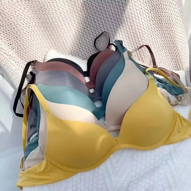 Japanese One-piece Smooth Girl - Sleep Bra Bralette のレビューと価格