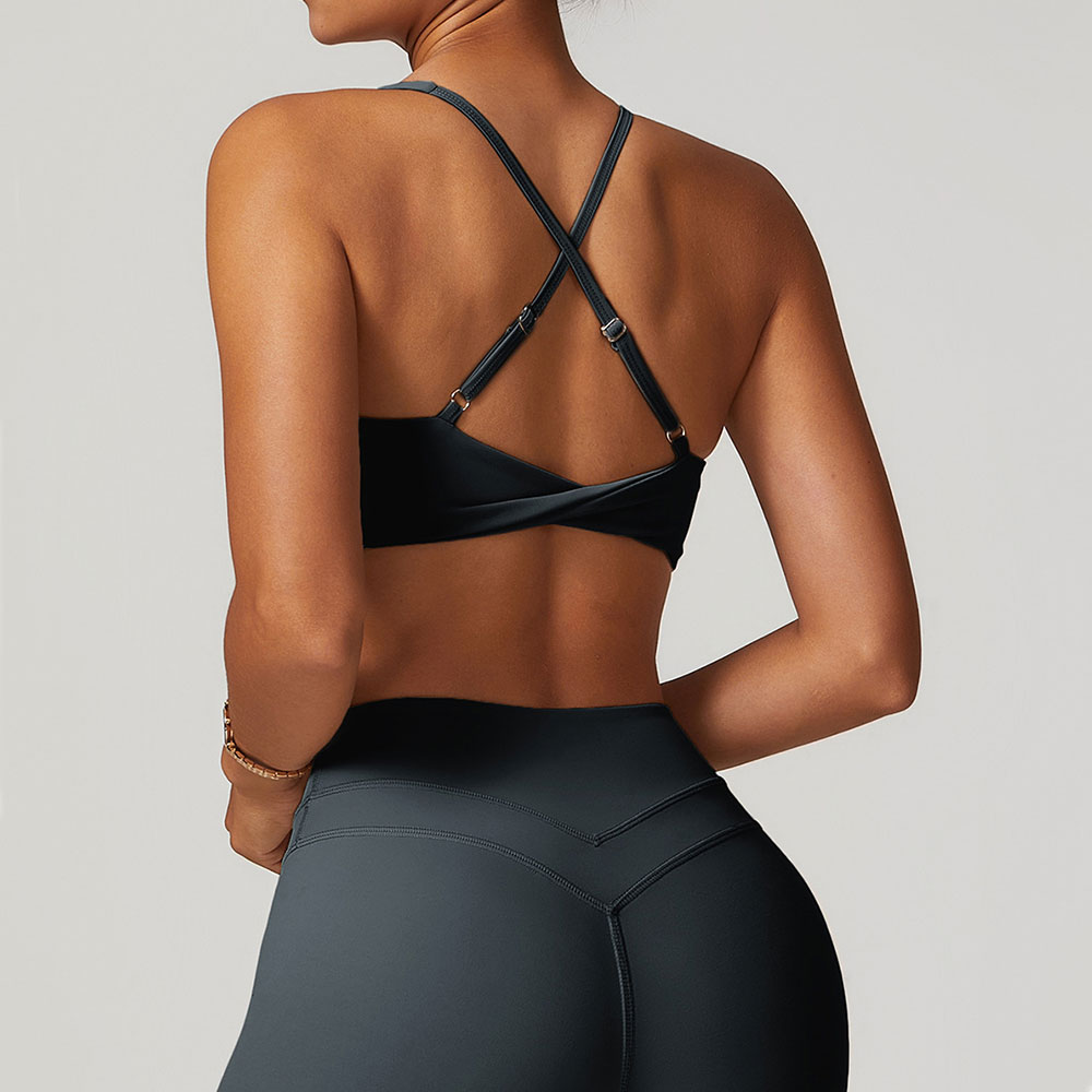 JUREN Sports Bra Women Fitness - Plunge Bra Push Up のレビューと価格